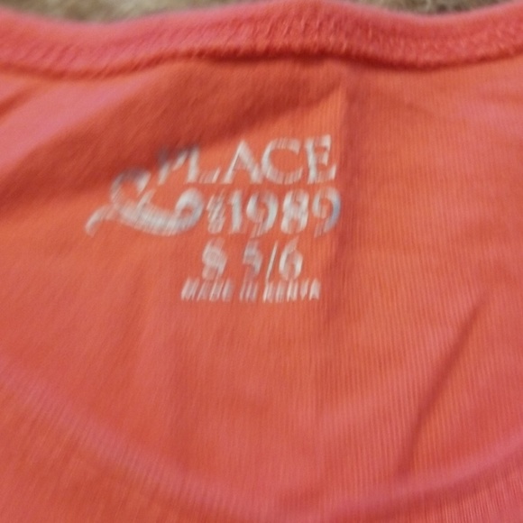 Girls Size 5/6 Coral Pocket Tshirt - Picture 3 of 4